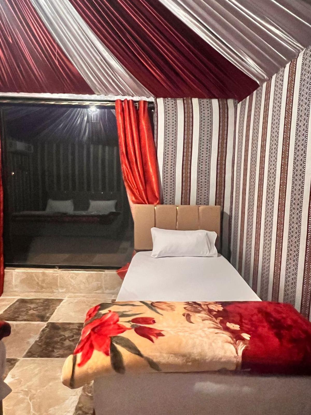 Scarlet Luxury Camp Вади-Рам Экстерьер фото